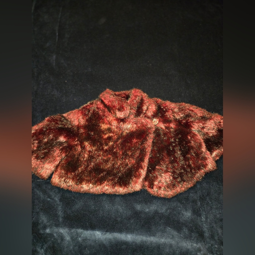 Baker By Ted Baker faux fur Cape/ Jacket/ Shawl Infant Size 12-18 Months